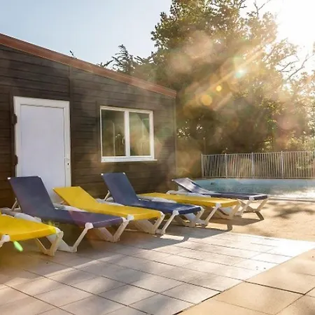 Mobil-home Confortable Avec Terrasse - 2 Pers. - Api-1-52-2120 * Brétignolles-sur-Mer