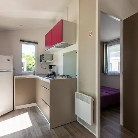 Campsite Mobil-home Confortable Avec Terrasse - 2 Pers. - Api-1-52-2120 Bretignolles-sur-Mer
