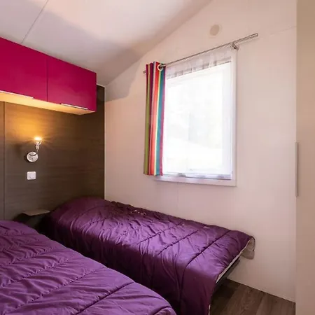 Campsite Mobil-home Confortable Avec Terrasse - 2 Pers. - Api-1-52-2120