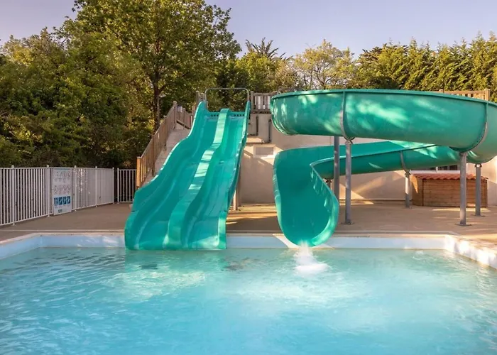 Mobil-home Confortable Avec Terrasse - 2 Pers. - Api-1-52-2120